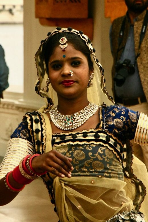 dancer, India © dan ilves